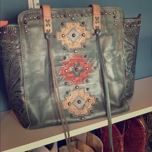 American West Navajo Soul Zip Top Tote.